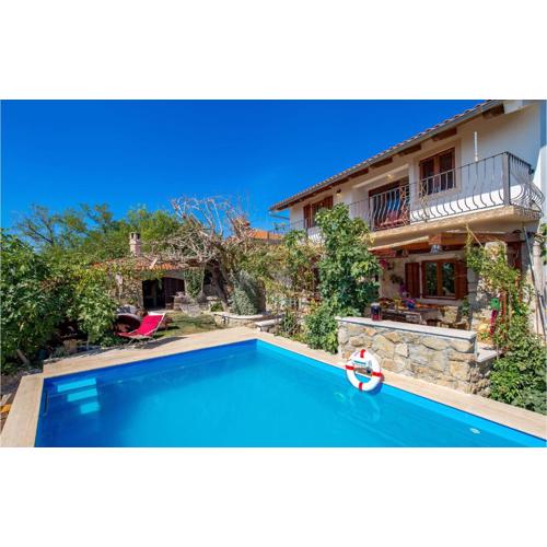 Lovely Home In Banjol With Sauna