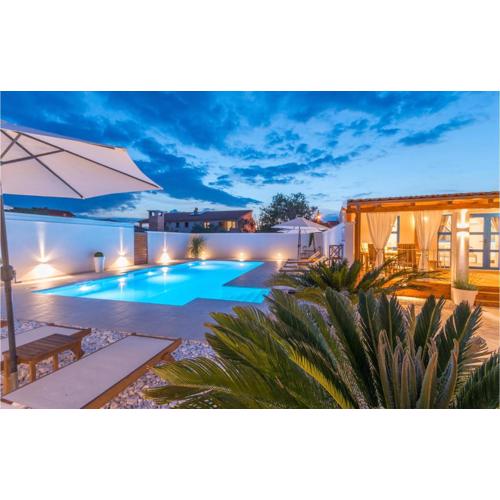 Lovely Home In Biograd Na Moru