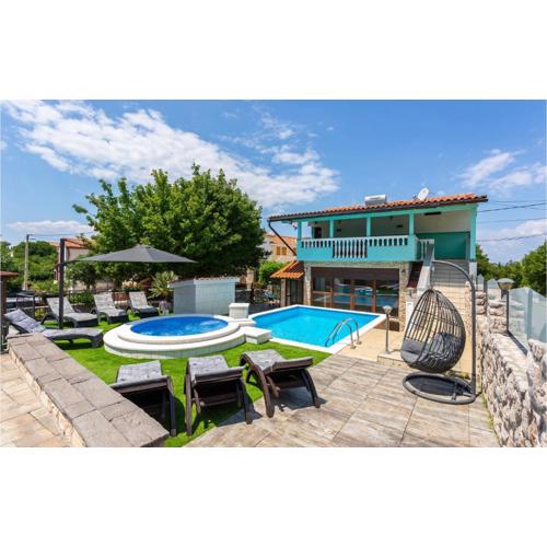 Lovely Home In Gabonjin With Kitchen