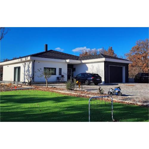Lovely Home In Imotski