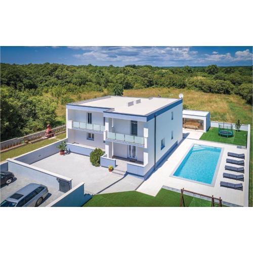 Lovely Home In Loborika With Wifi