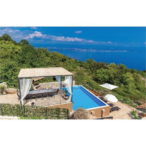 Lovely Home In Moscenicka Draga
