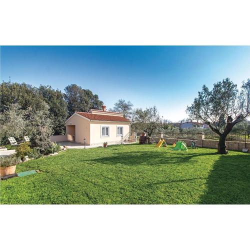 Lovely Home In Pula With Wifi