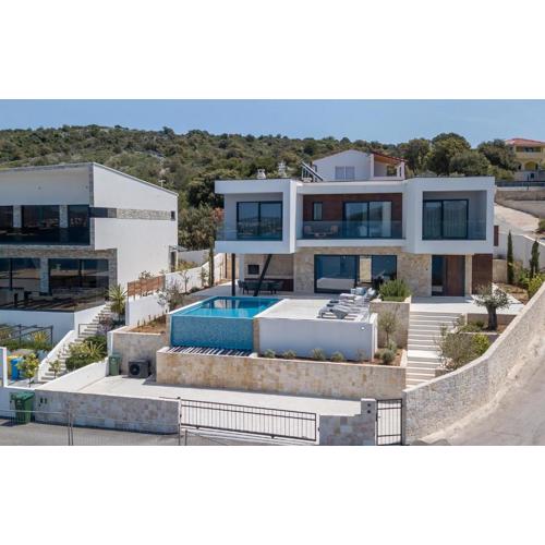 Lovely Home In Razanj