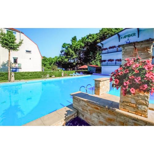Lovely Home In Rewal With Jacuzzi