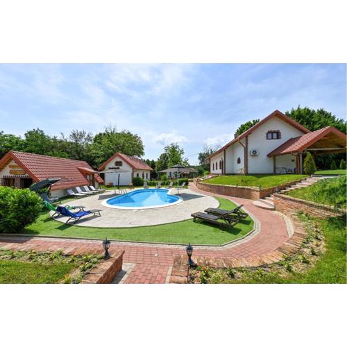 Lovely Home In Rivalno With Sauna