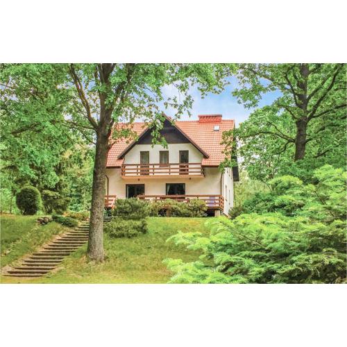 Lovely Home In Swietajno With Kitchen