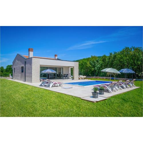 Lovely Home In Trget With Wifi