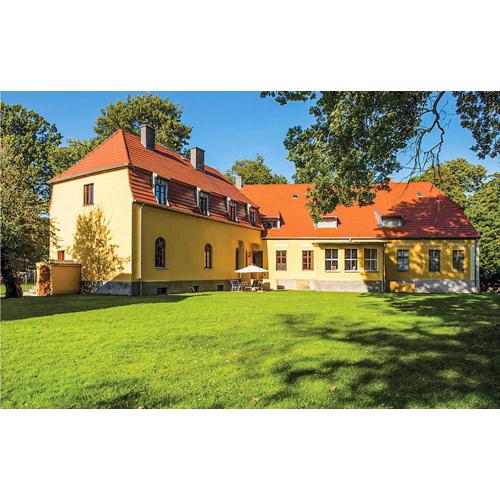 Lovely Home In Wolin With Wifi