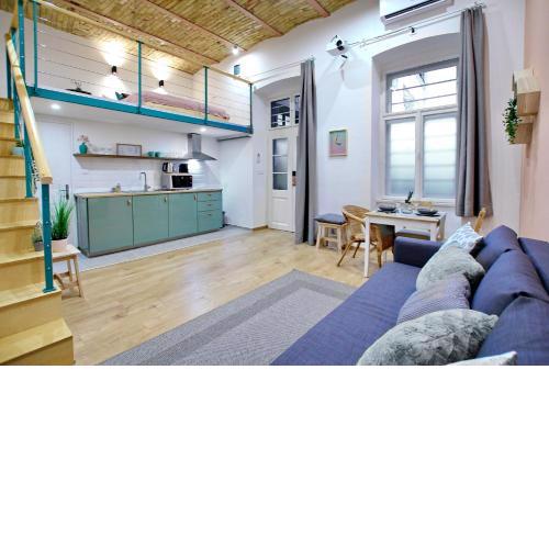 Lovely&modern downtown apartment with FREE PARKING