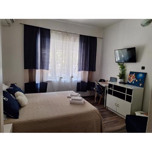 Lucky Rooms