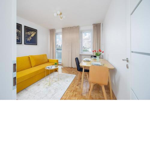 Ludna Apartment Overlooking the Center by the Vistula River Warsaw by Noclegi Renters