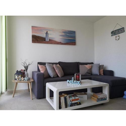 Lumbarda Resort Apartments - Superior Apartment with Mountain View E2