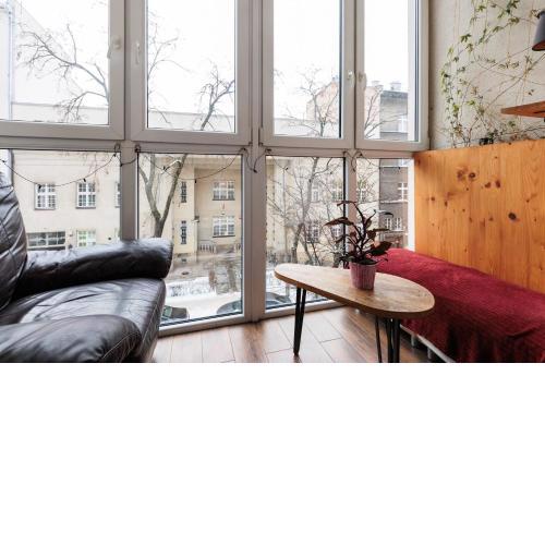 Luminous Loft - Modern Old Town Apartment - by Upstairs