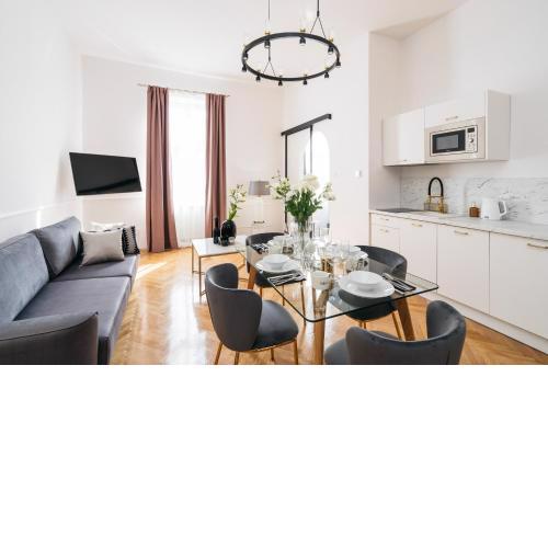Luna Apartment - LoftAffair