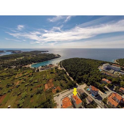 • Lungomare Beach Apartment Pula •