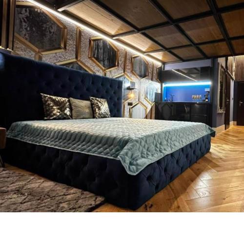 LUX 114 APARTMENT