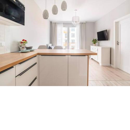 LUX 2 pokojowe Apartment in Warszawa z bezpłatnym podziemnym parkingem
