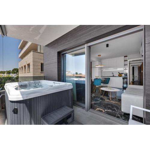 Lux Apartment Dolce Vita - Private HotTub