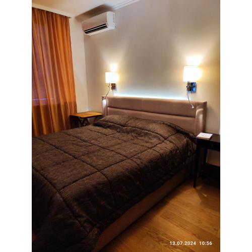 Lux Apartment, Liko Grad