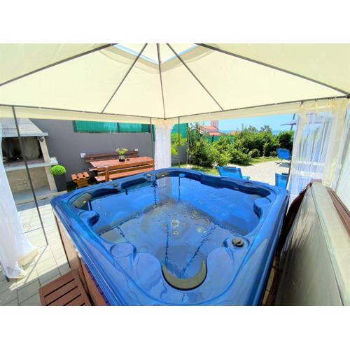 Lux Apartment Sea Shell with jacuzzi
