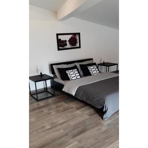 LUX GUEST HOUS МUKACHEVO