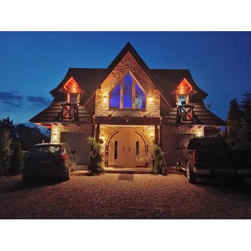 Lux Houses w DOMKU tylko DWA APARTAMENTYz jacuzzi zewnętrznym