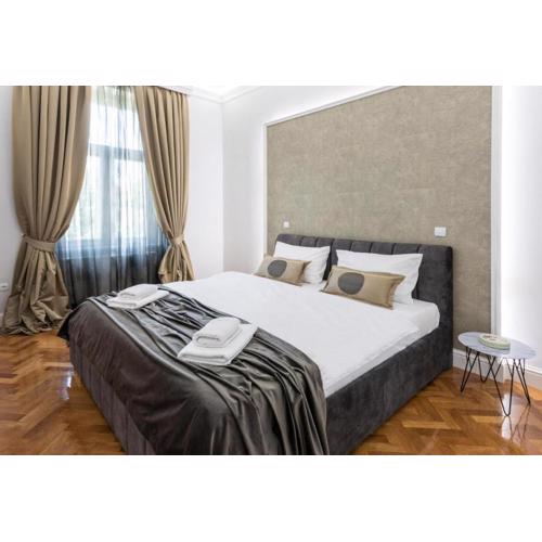 Lux Nice City Center with private Parking