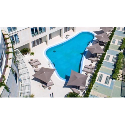 LUX POOL Suite