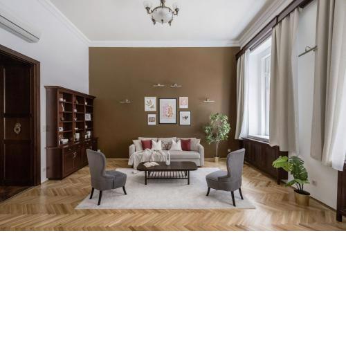 Luxe, Historic Home Downtown Landmarks 19 Century