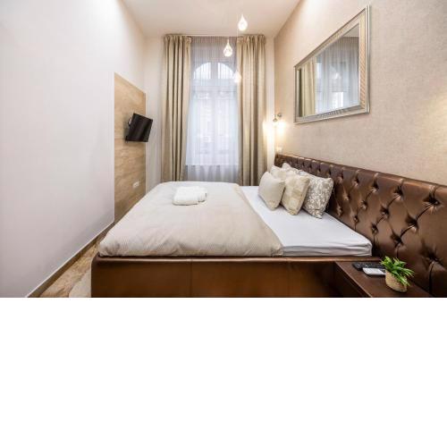 Luxe n' Charm Central Grand Suite by Prestige Homes