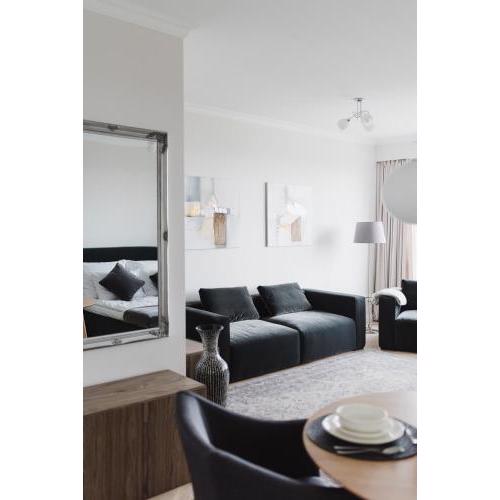 LuxLux Apartments Metro Slodowiec
