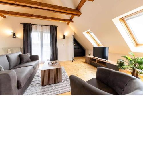 Luxuriöses Bauernhaus mit Garten und Parkplatz