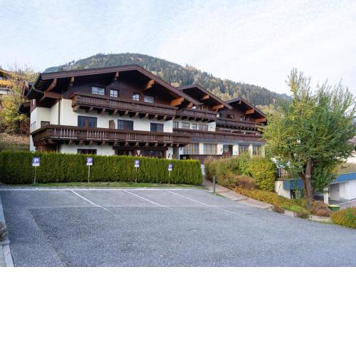 Luxurious Apartment in Fürth with Pool