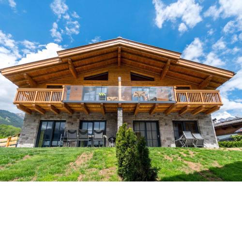 Luxurious holiday home in Piesendorf with sauna