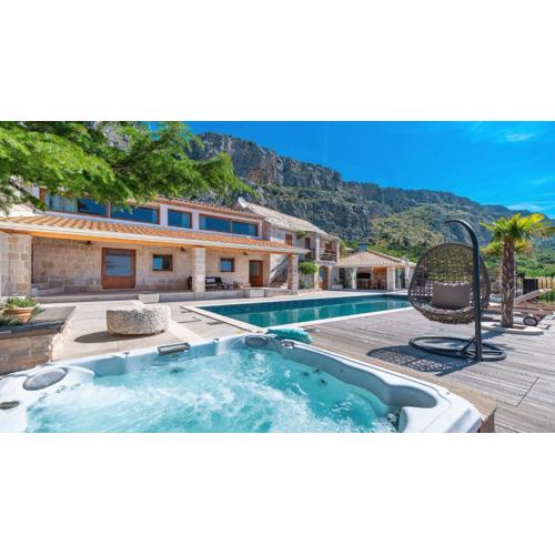 Luxurious retreat in Jesenice