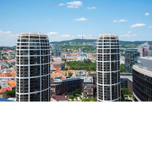 Luxury 1BDRM on the 28th floor