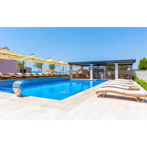 Luxury Aparthotel