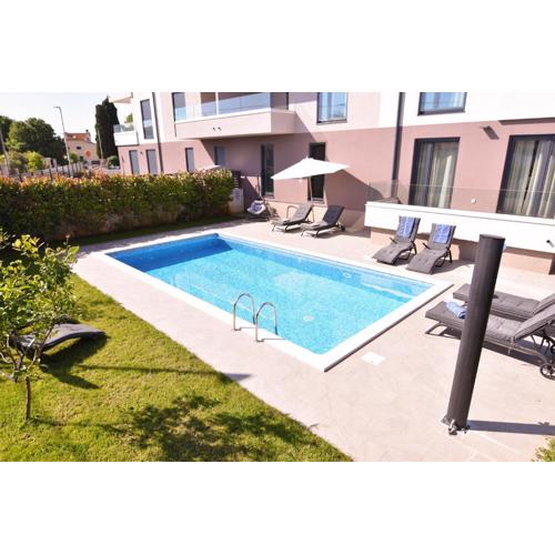 Luxury apartment Grotta with sea view and swimming pool