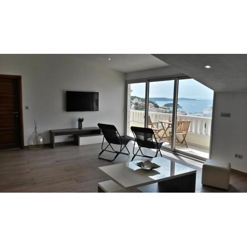 Luxury Apartment Huljic