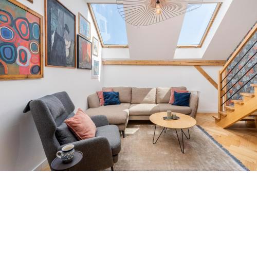 Luxury apartment in a truly PERFECT location