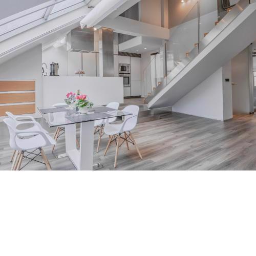 Luxury Apartment in Centre