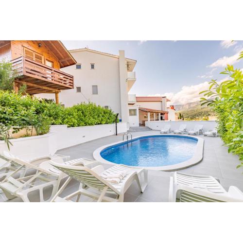 Luxury apartment Irina with private heated pool