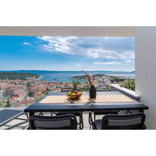 Luxury Apartment LA MAR Sea&City view