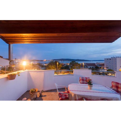 Luxury Apartment Lada with a SeaView