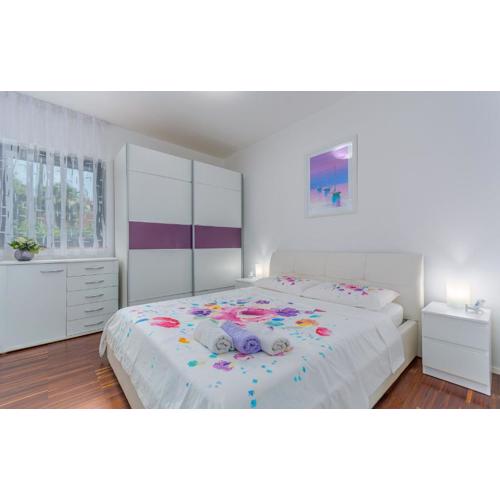 Luxury apartment Lella
