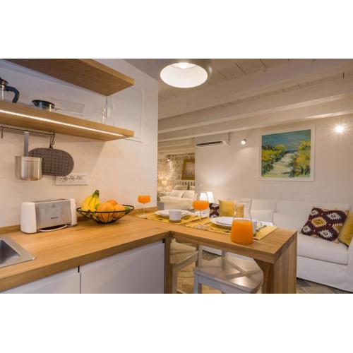 Luxury Apartment Lina - II