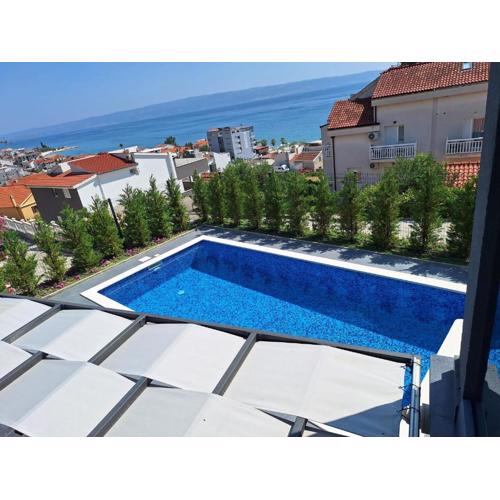 Luxury apartment Paradise