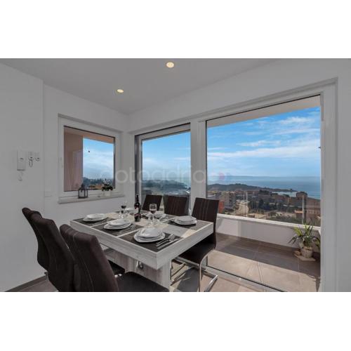 Luxury Apartment POSEIDON - Free Beach parking