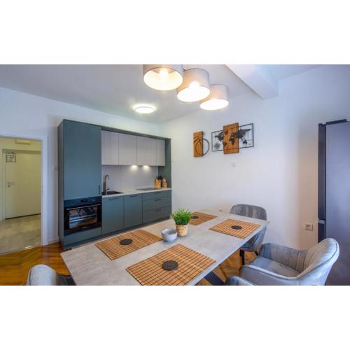 Luxury Apartment Revita